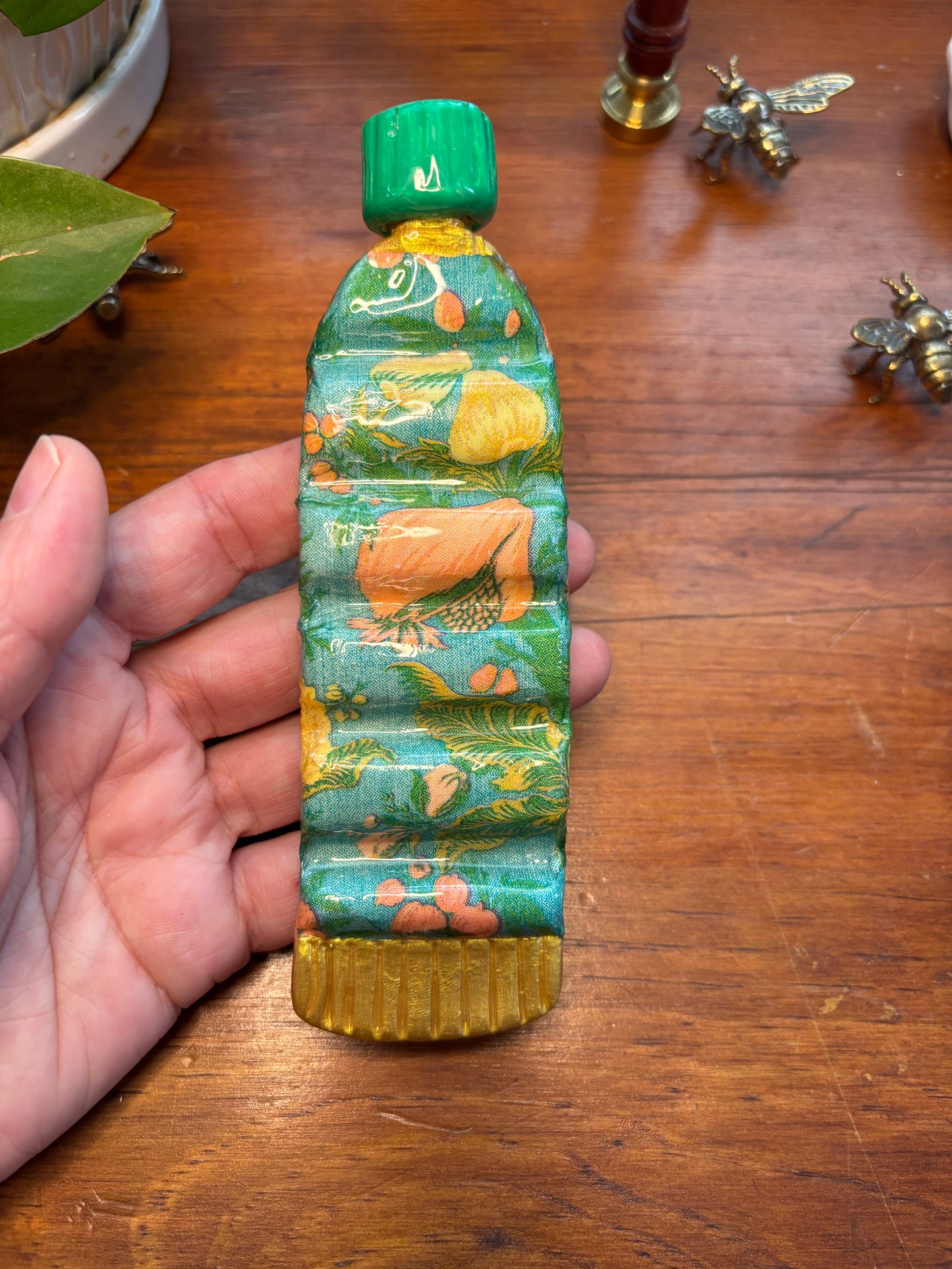 Paint Tube Brush Rest
