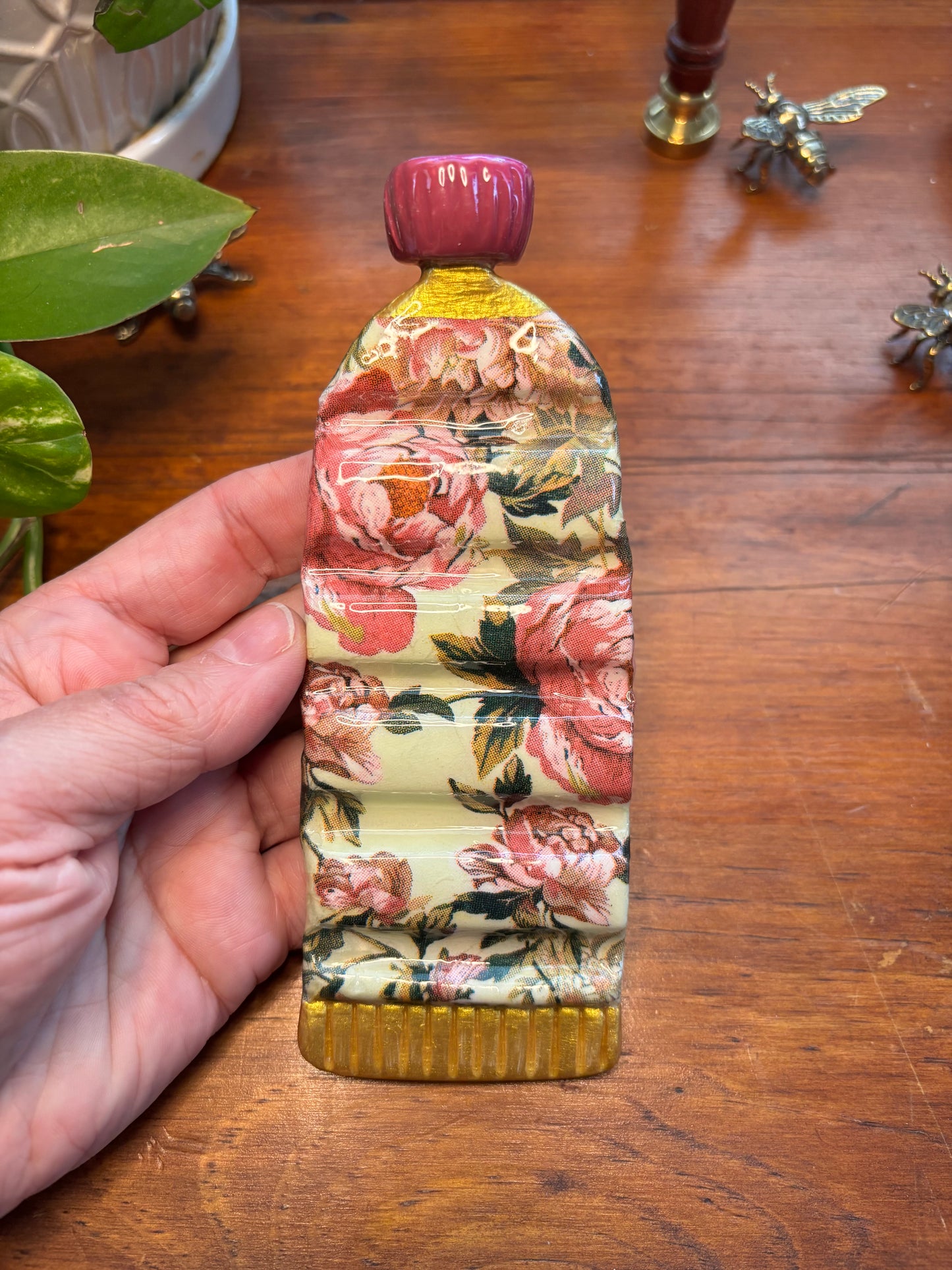 Paint Tube Brush Rest