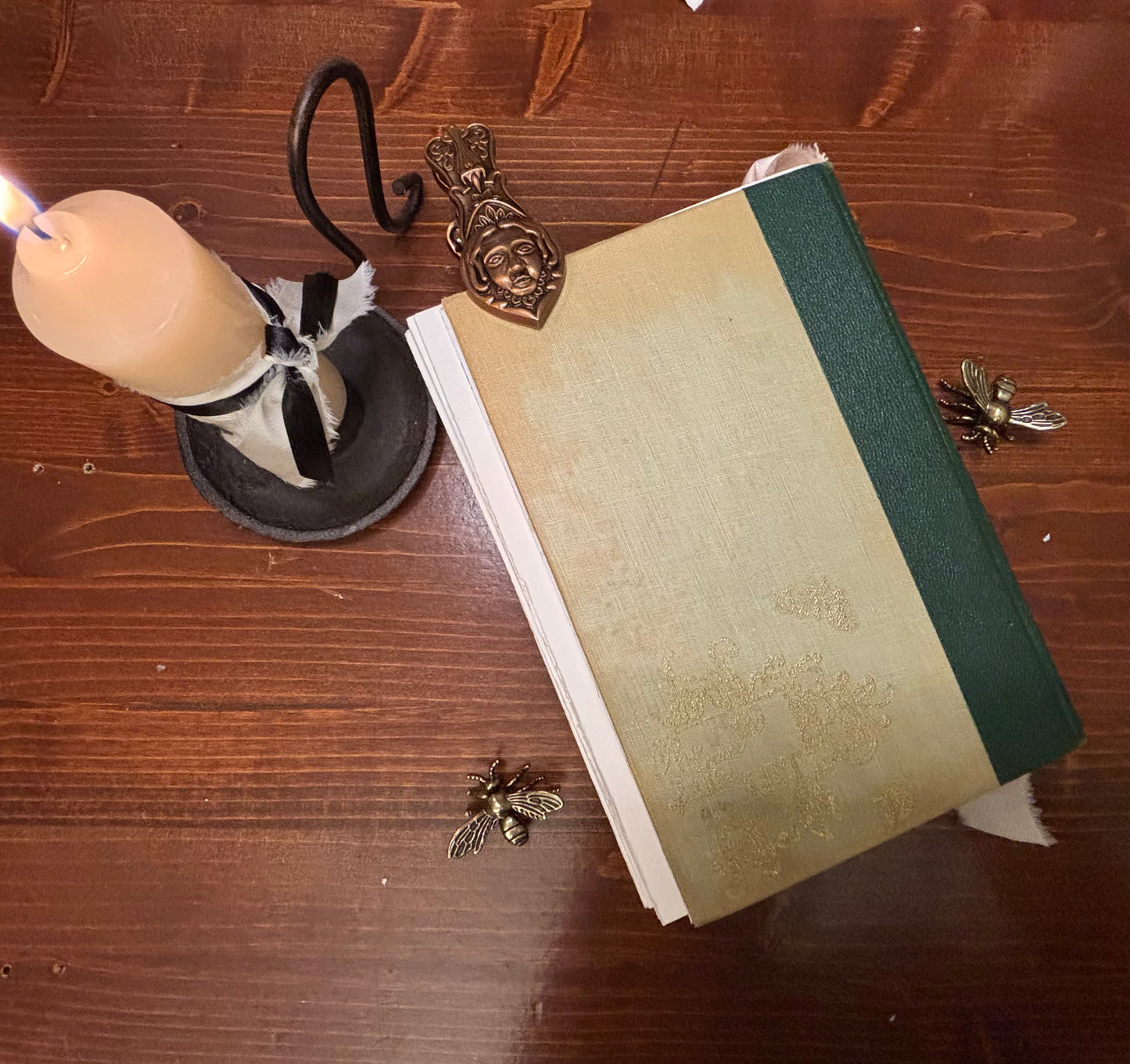 The Nature Library -Butterflies- By Weed