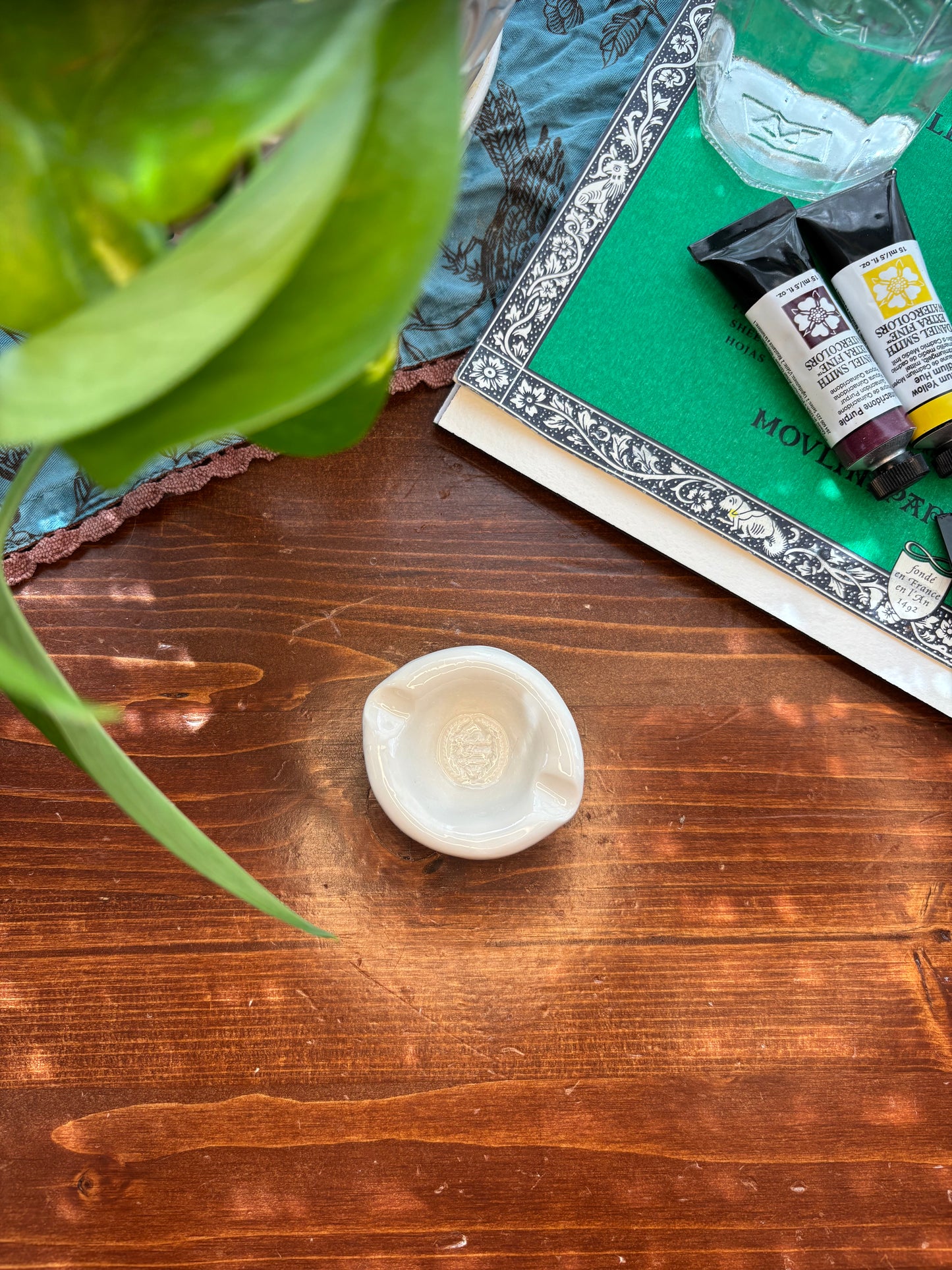 Mini Paint Pot