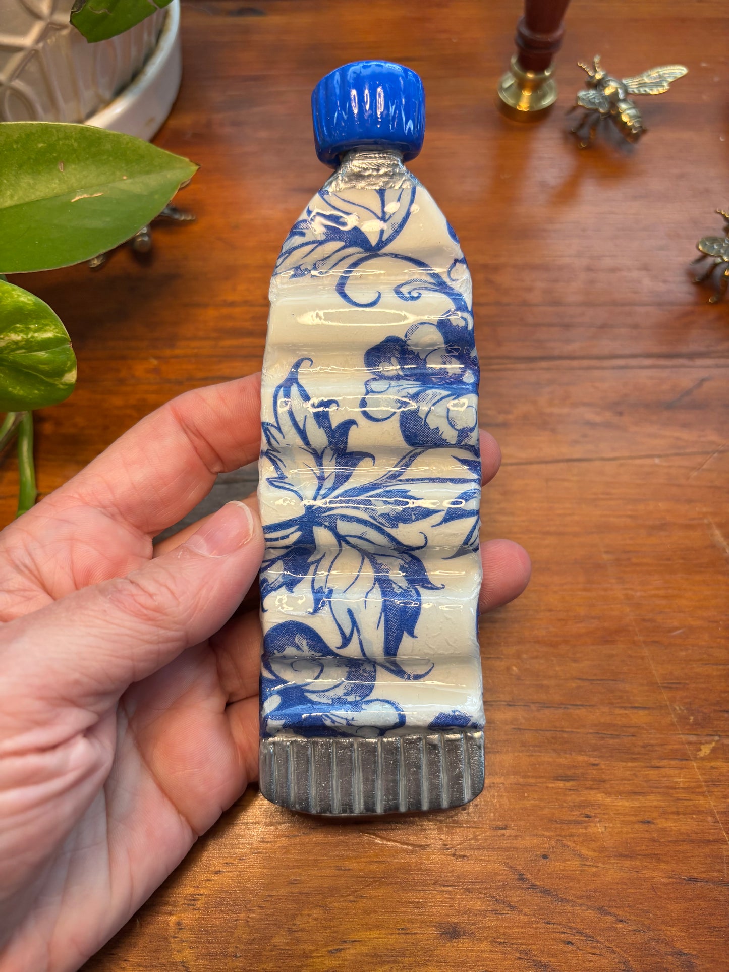 Paint Tube Brush Rest