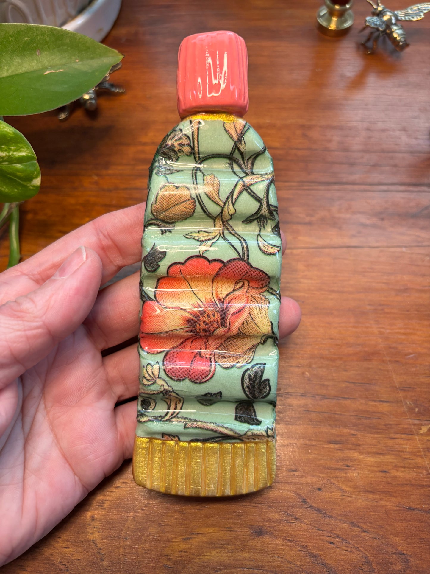 Paint Tube Brush Rest