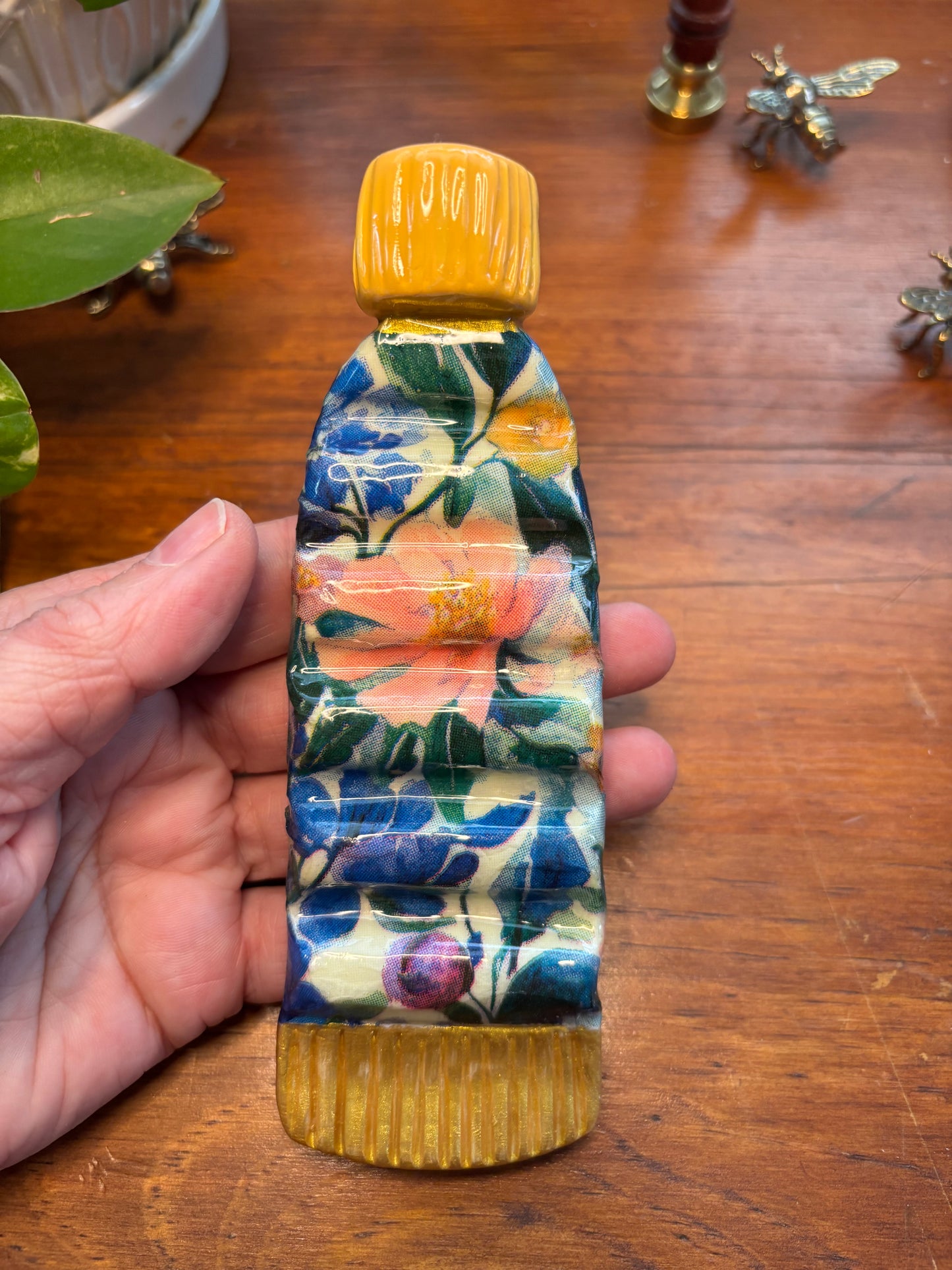 Paint Tube Brush Rest