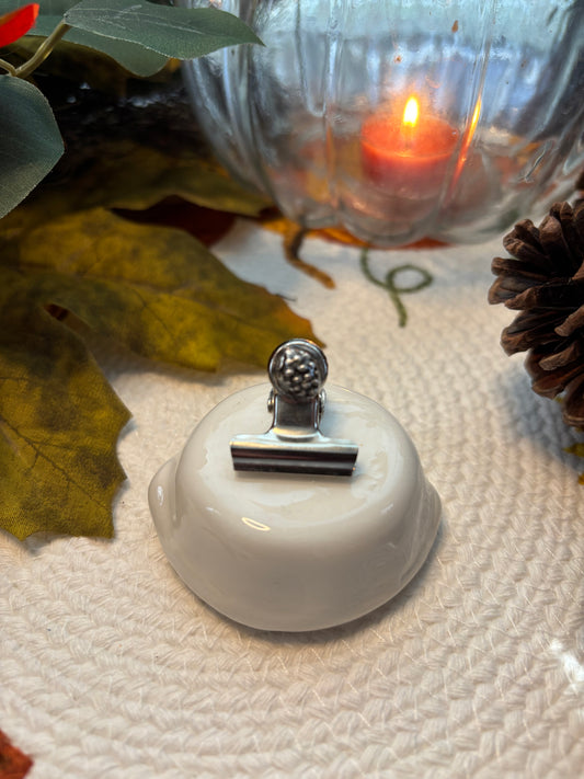 Pinecone Bulldog Clip