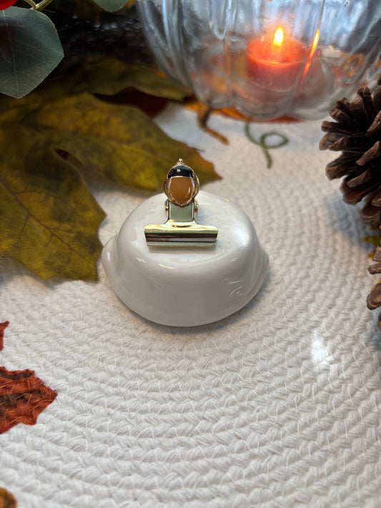Lil’ Acorn Bulldog Clip