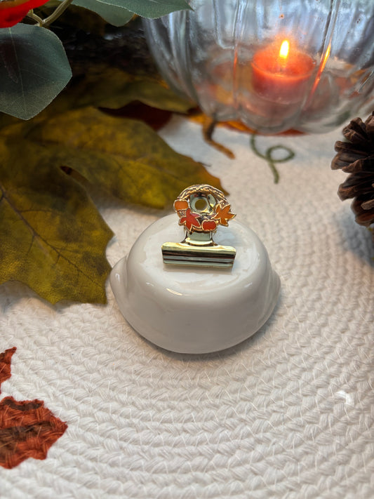 Autumn Welcome Bulldog Clip